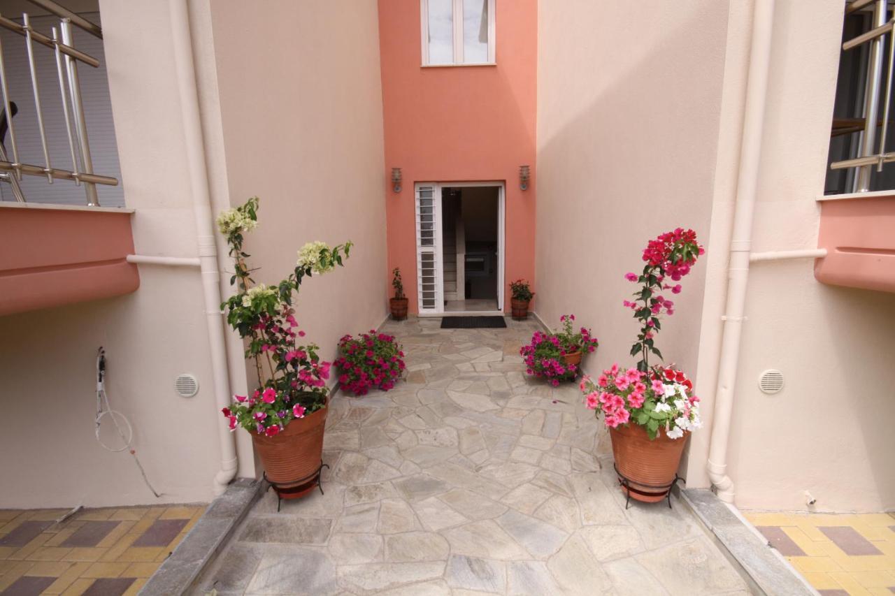 Coralli Studios Ormos Panagias Exterior foto